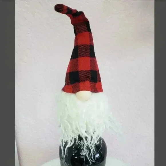 Gnome Bottle Topper  - Picture 1 of 2